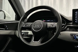 valkoinen Audi A4 2023 kuva 19.