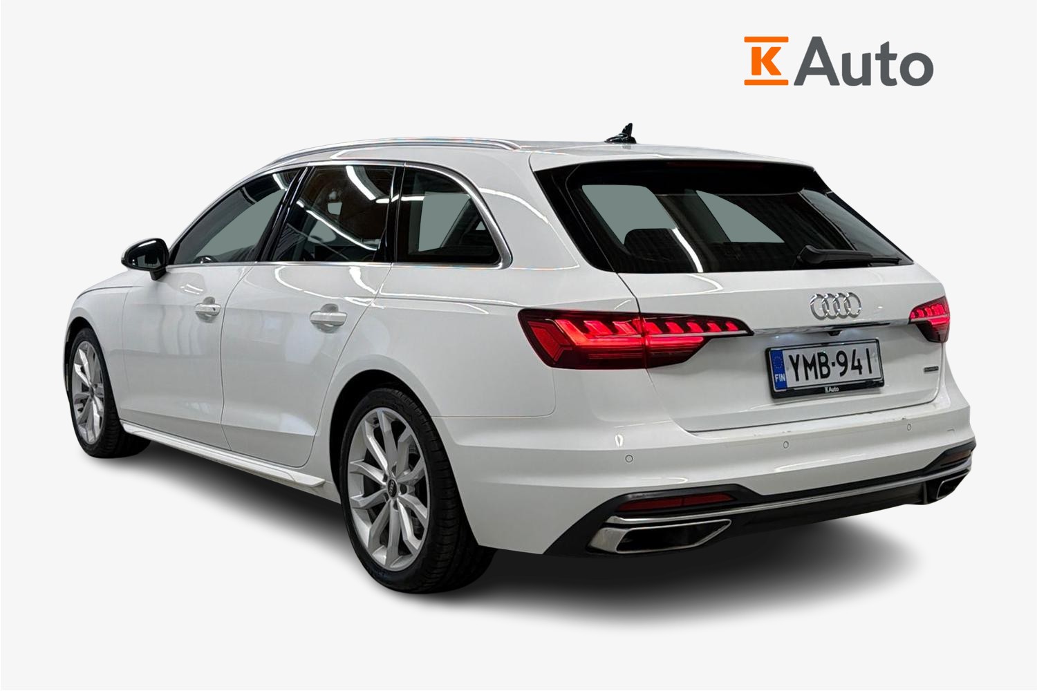 Audi A4 2023, bild 2/25