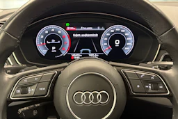 valkoinen Audi A4 2023 kuva 12.