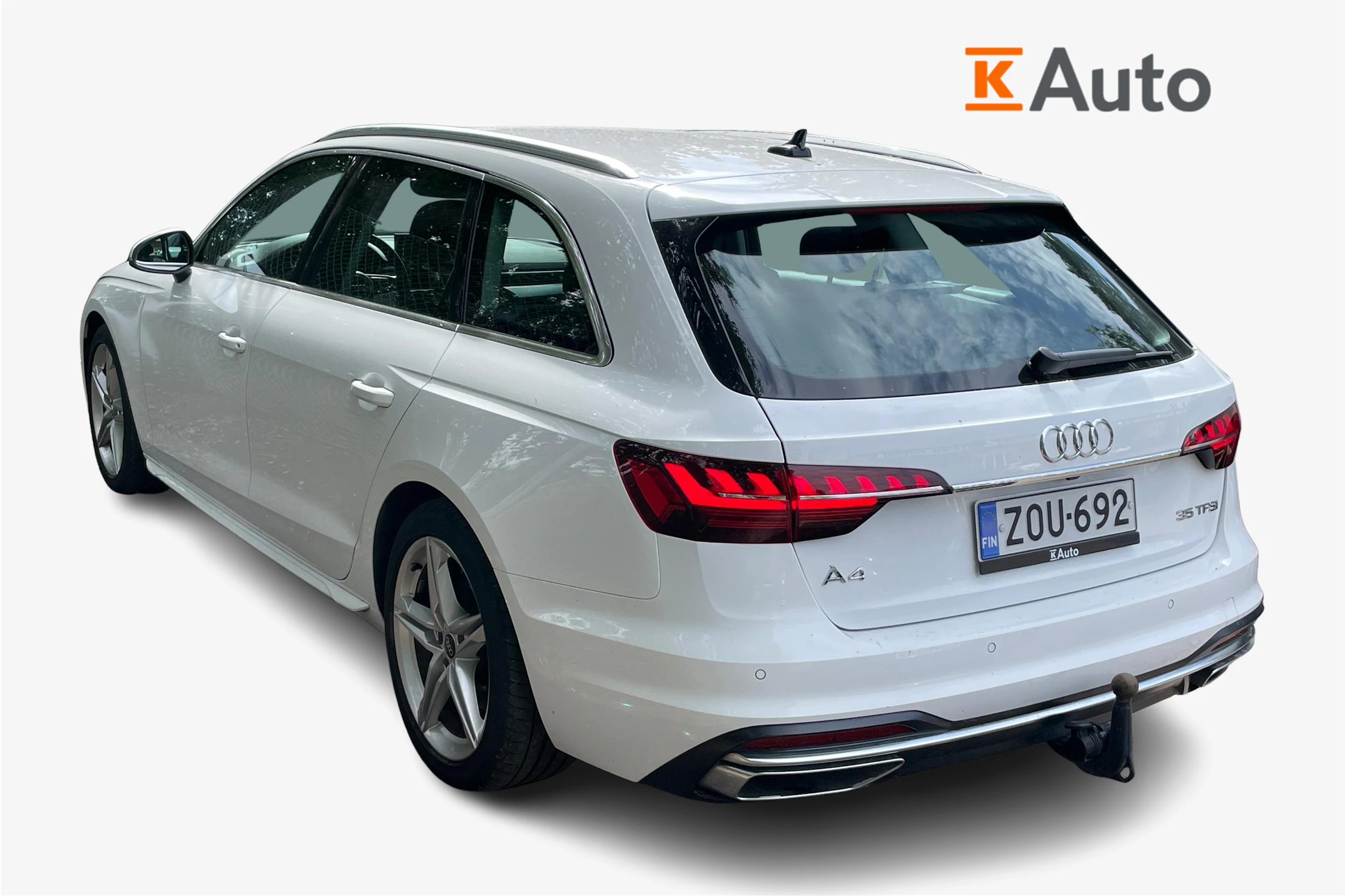valkoinen Audi A4 2023 kuva 2.