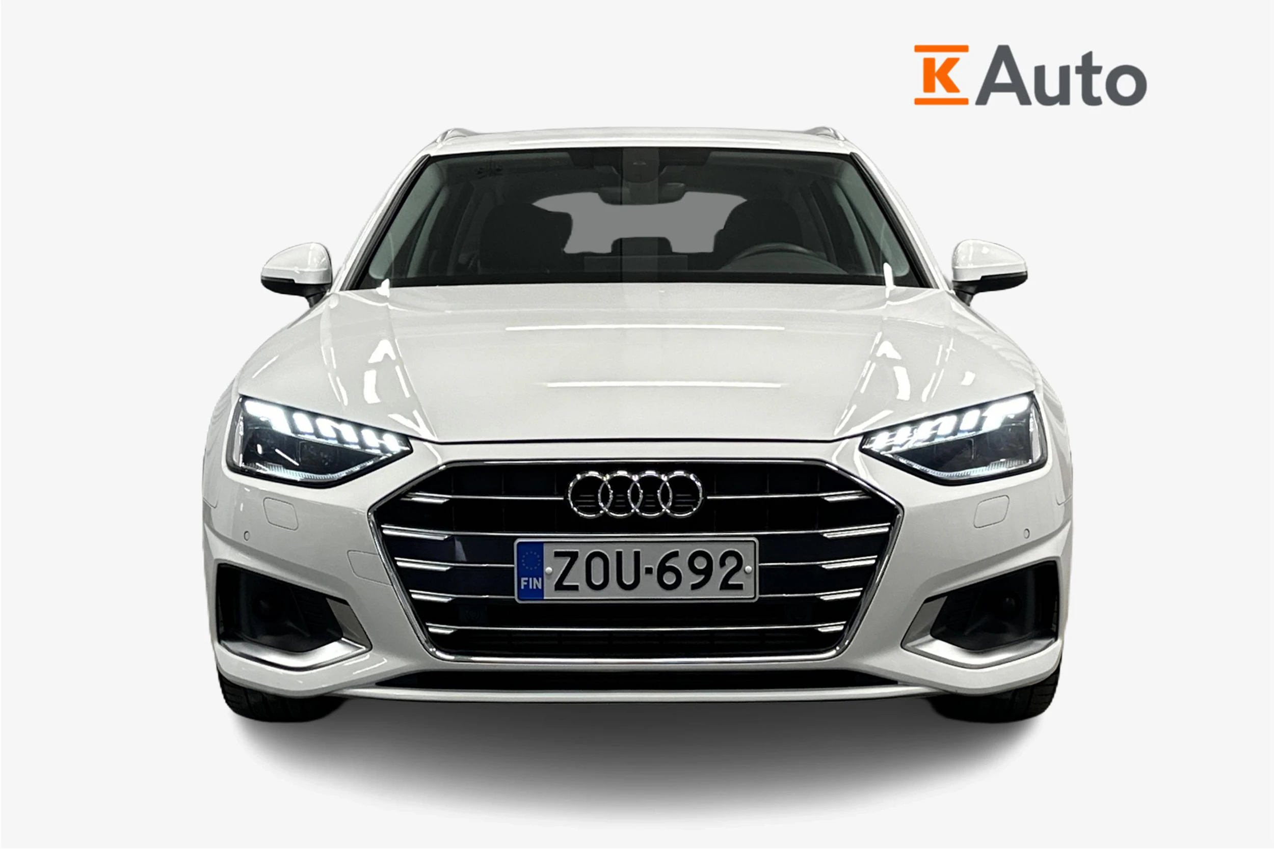 valkoinen Audi A4 2023 kuva 4.