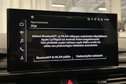 valkoinen Audi A4 2023 kuva 21.