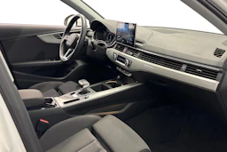 valkoinen Audi A4 2023 kuva 8.