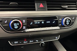 valkoinen Audi A4 2023 kuva 22.