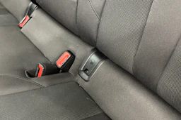 valkoinen Audi A4 2023 kuva 29.