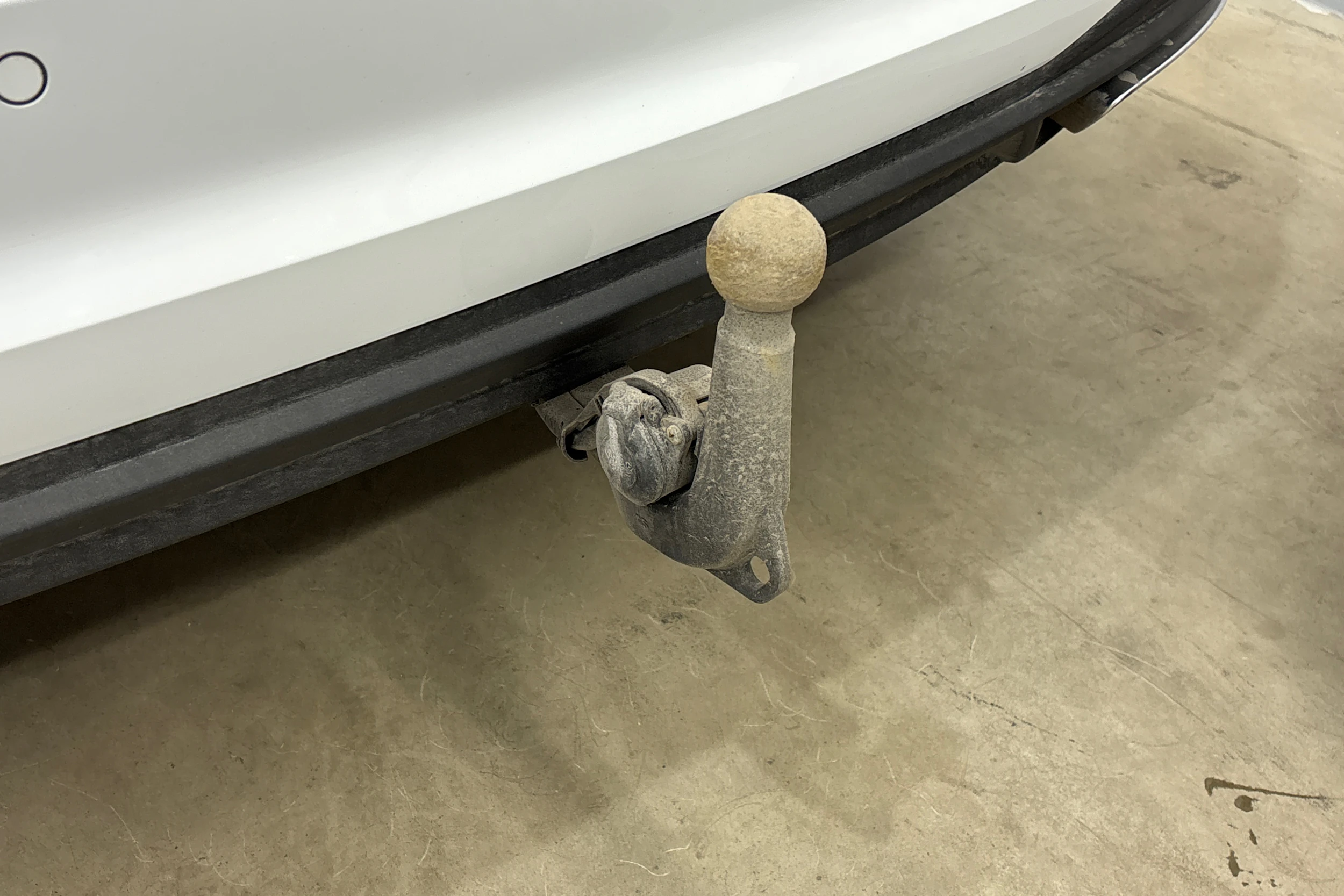 valkoinen Audi A4 2023 kuva 31.