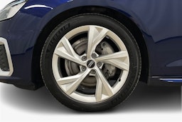 sininen Audi A4 2024 kuva 11.