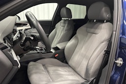 sininen Audi A4 2024 kuva 17.