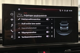 sininen Audi A4 2024 kuva 28.