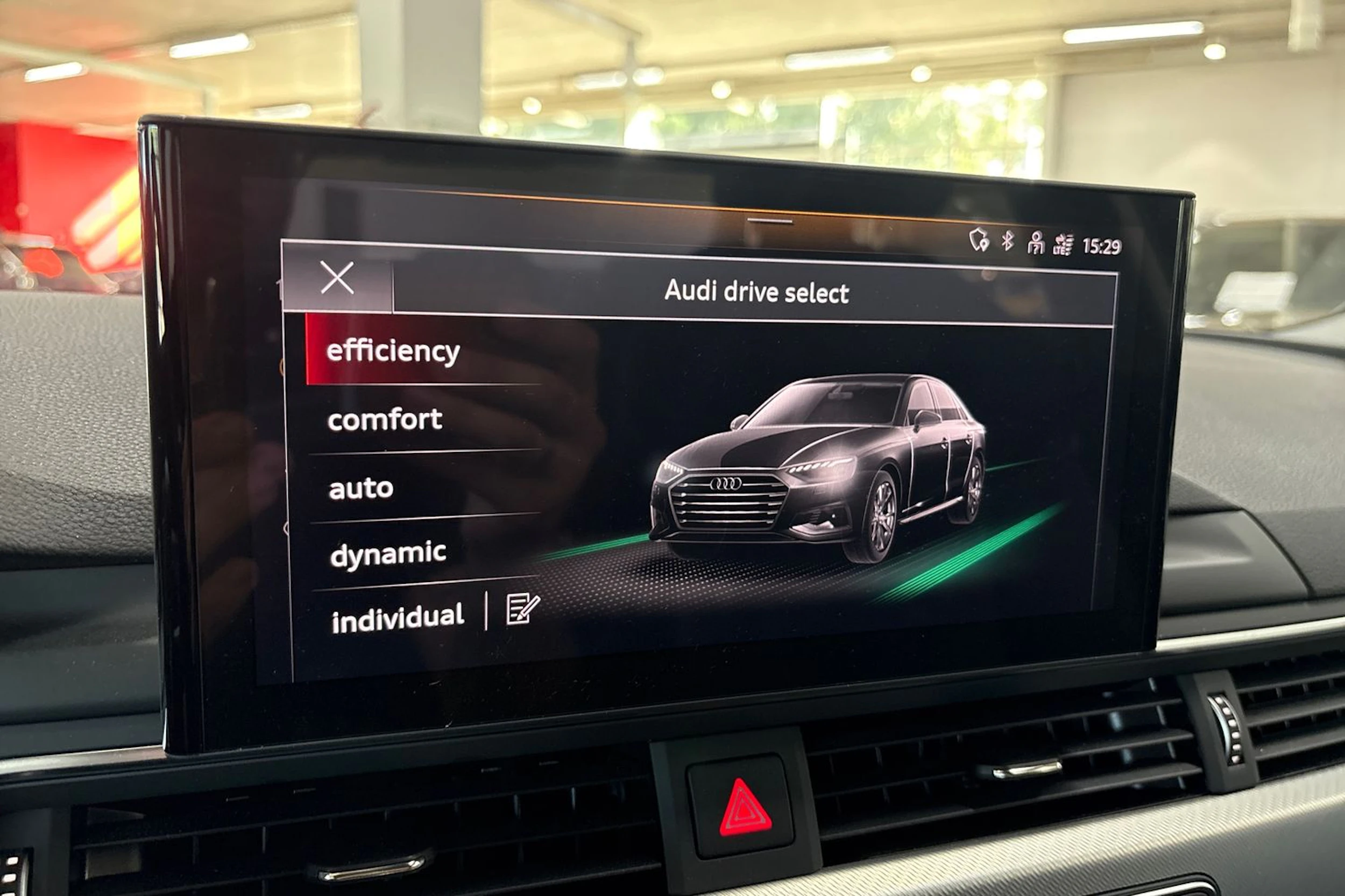harmaa Audi A4 2024 kuva 17.