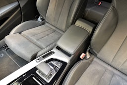 musta Audi A4 2024 kuva 26.