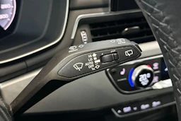 harmaa Audi A4 2024 kuva 20.