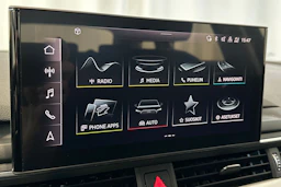 harmaa Audi A4 2024 kuva 25.