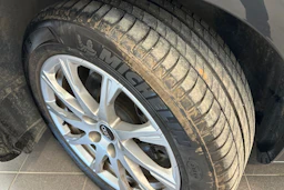 harmaa Audi A4 2024 kuva 37.