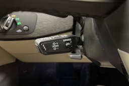 harmaa Audi A4 2024 kuva 16.