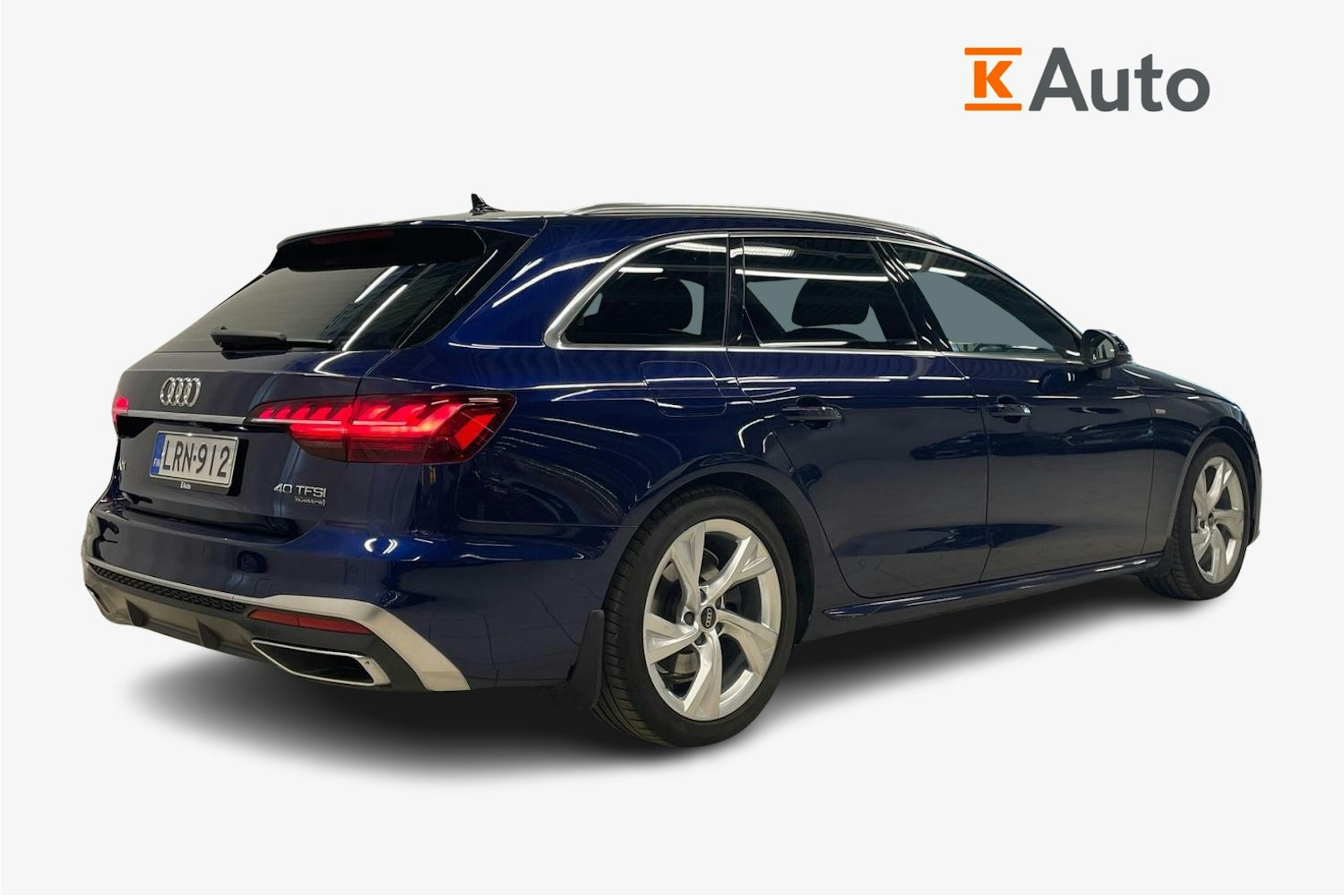 Sininen Audi A4 2024 kuva 2.