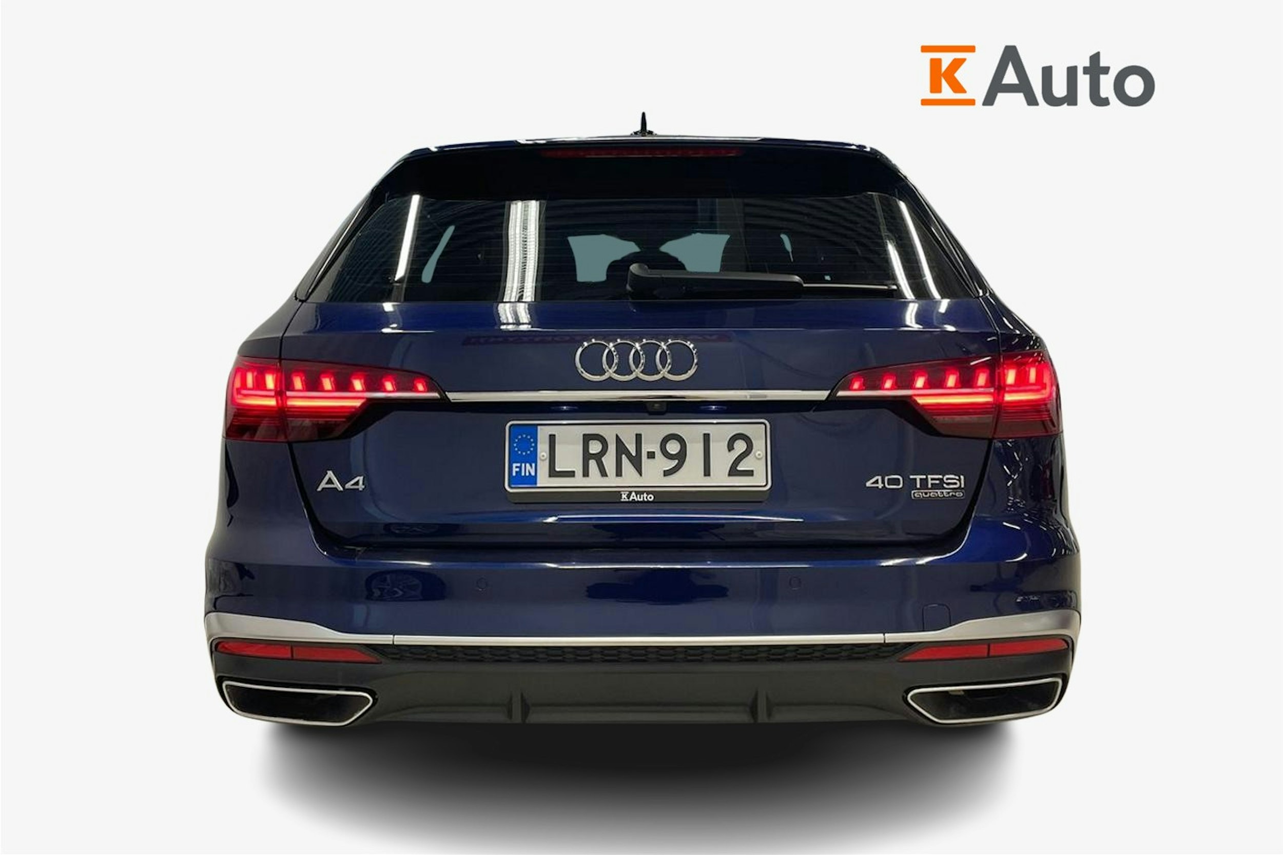 Sininen Audi A4 2024 kuva 3.