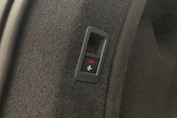 Sininen Audi A4 2024 kuva 23.