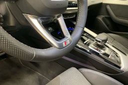 valkoinen Audi A4 2024 kuva 33.