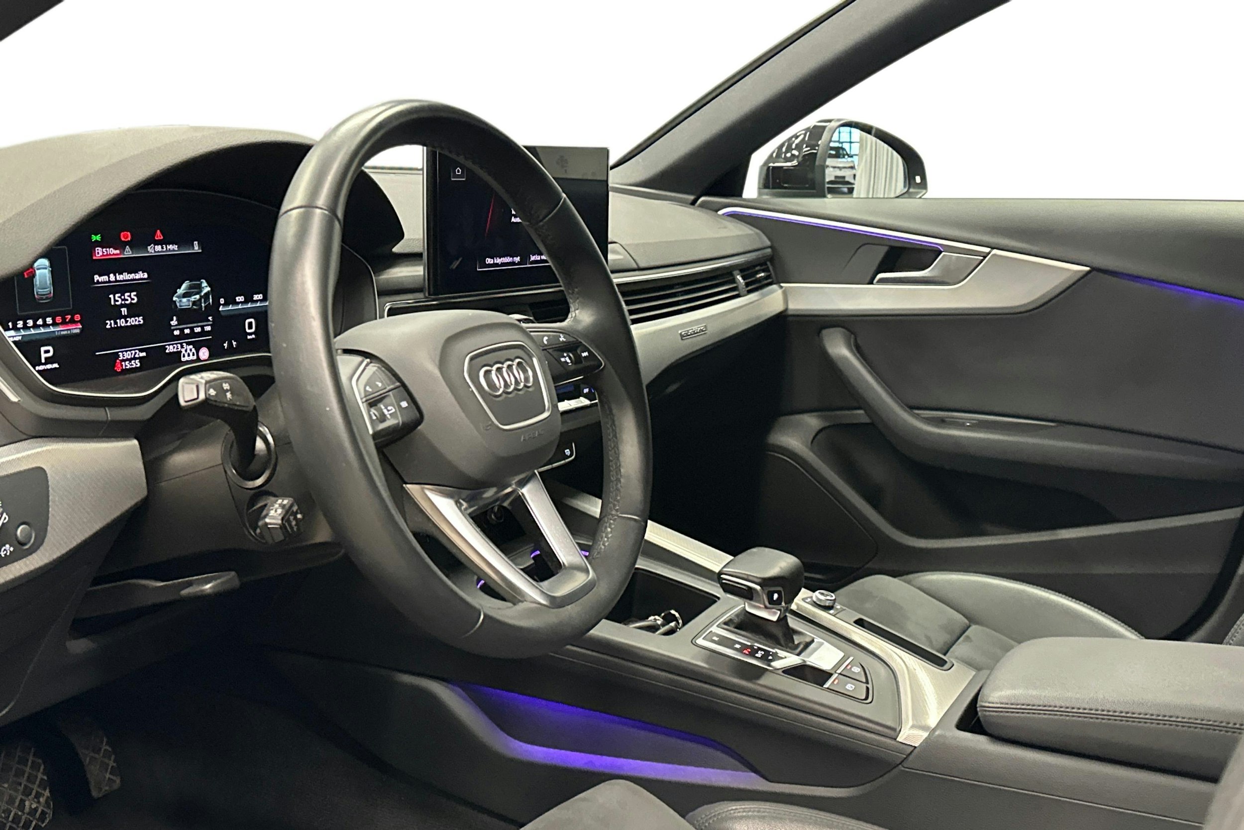 musta Audi A4 2024 kuva 6.