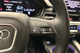 musta Audi A4 2024 kuva 12.