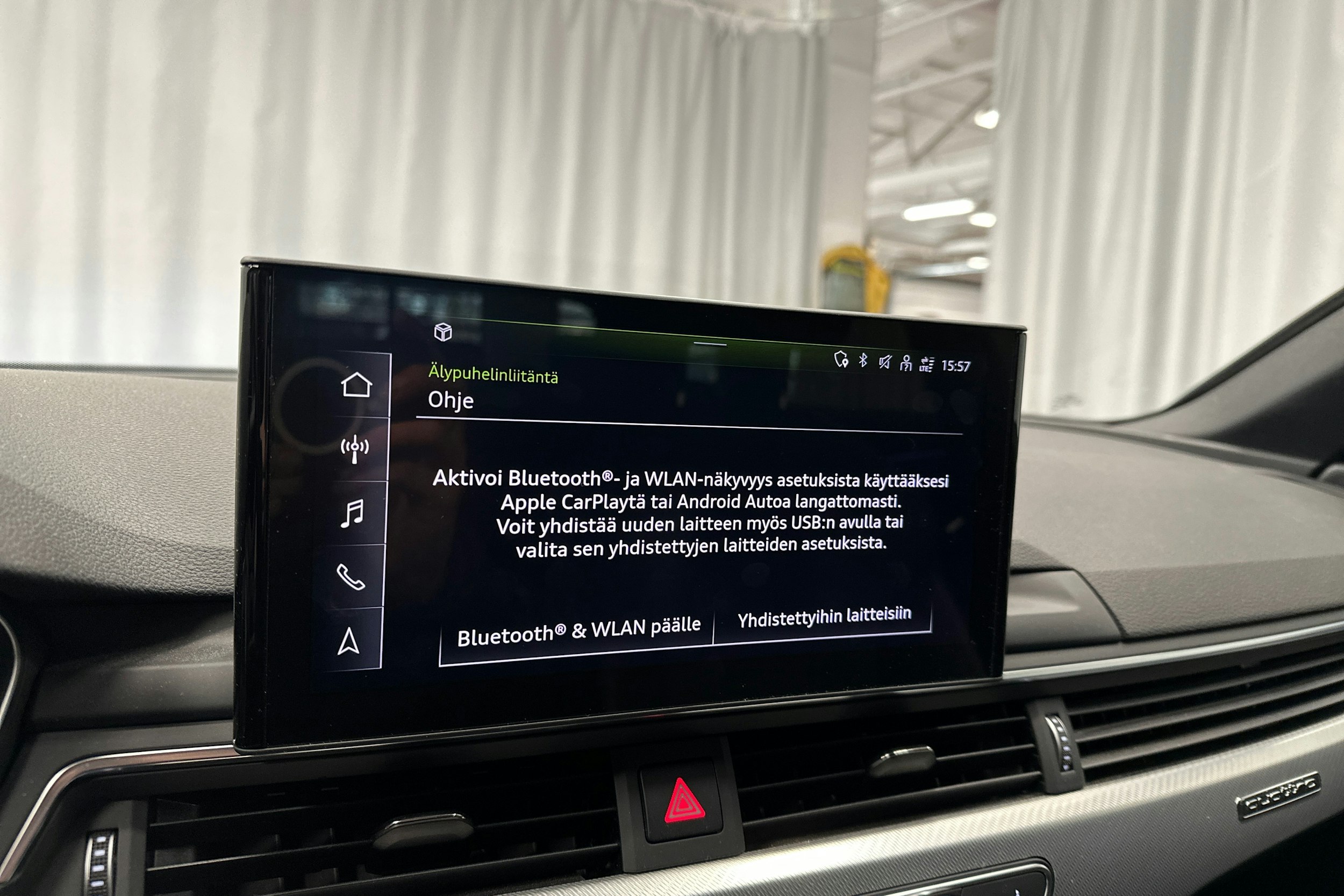 musta Audi A4 2024 kuva 21.