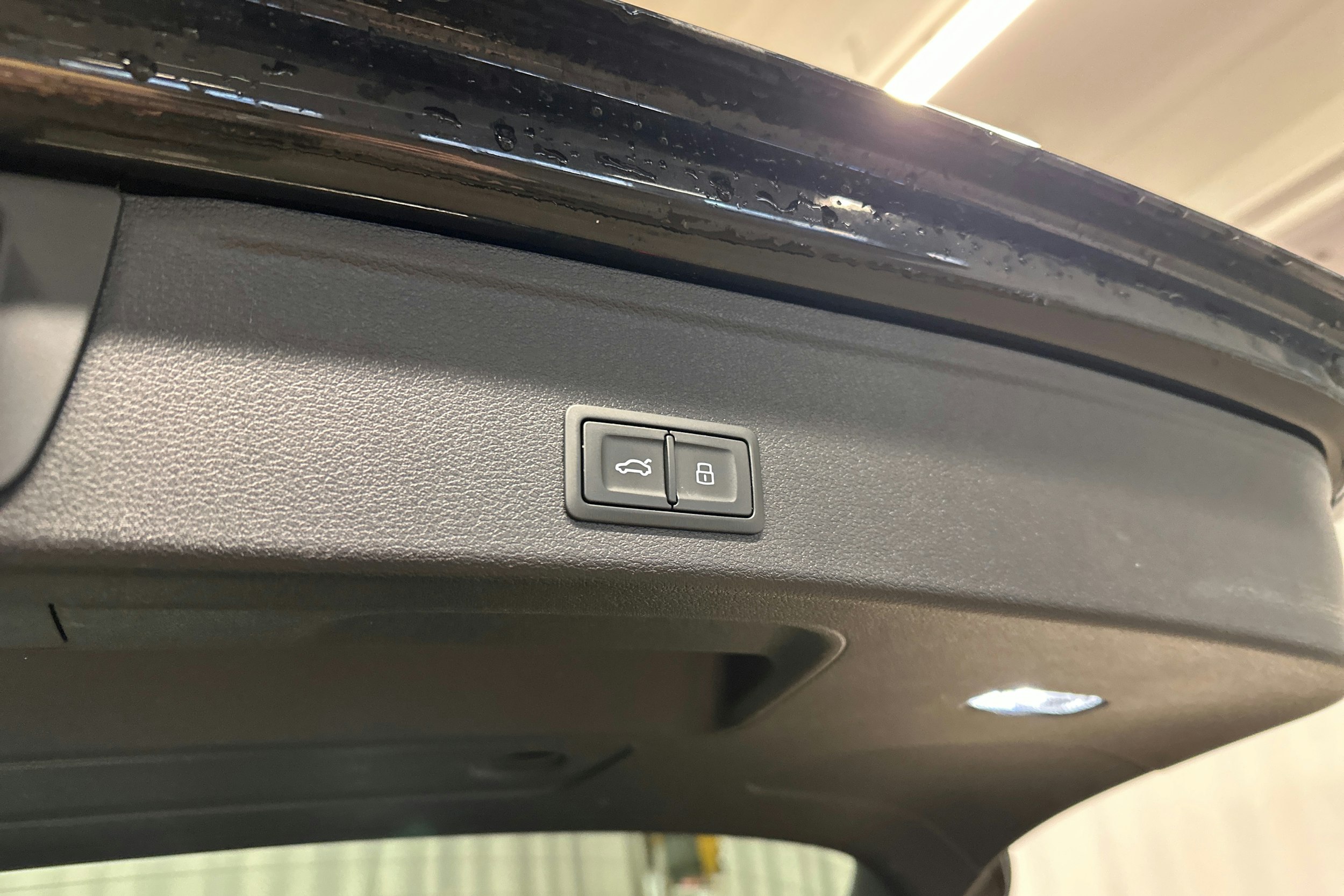 musta Audi A4 2024 kuva 26.