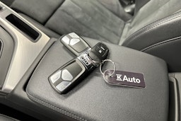 musta Audi A4 2024 kuva 27.