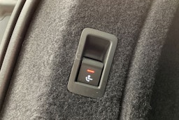 musta Audi A4 2024 kuva 15.