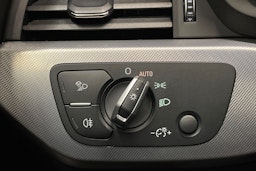 musta Audi A4 2024 kuva 25.