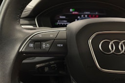 musta Audi A4 2024 kuva 26.