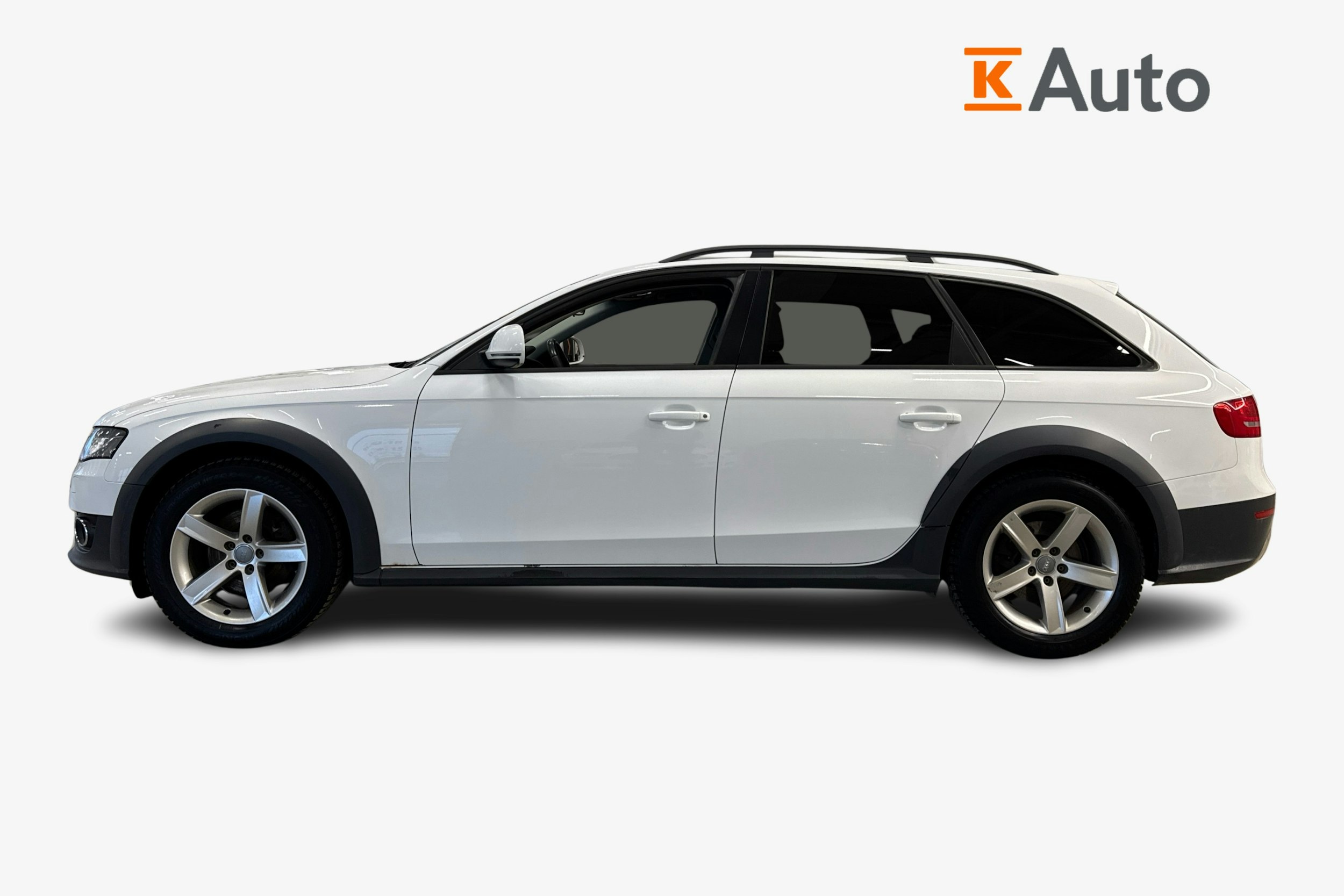 valkoinen Audi A4 allroad quattro 2009 kuva 5.