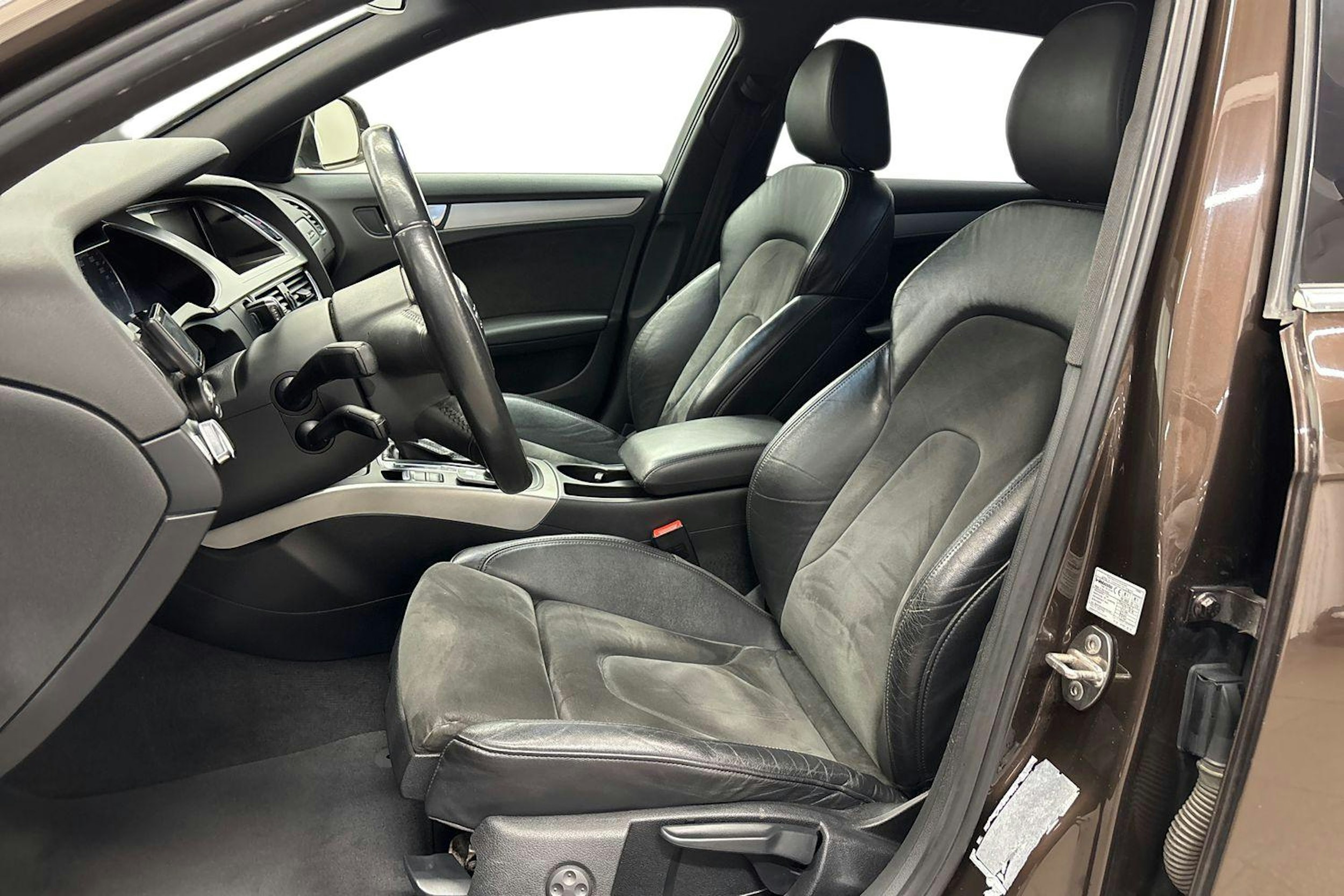 ruskea (beige) Audi A4 allroad quattro 2010 kuva 10.