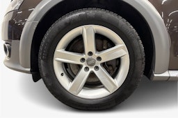 ruskea (beige) Audi A4 allroad quattro 2010 kuva 11.