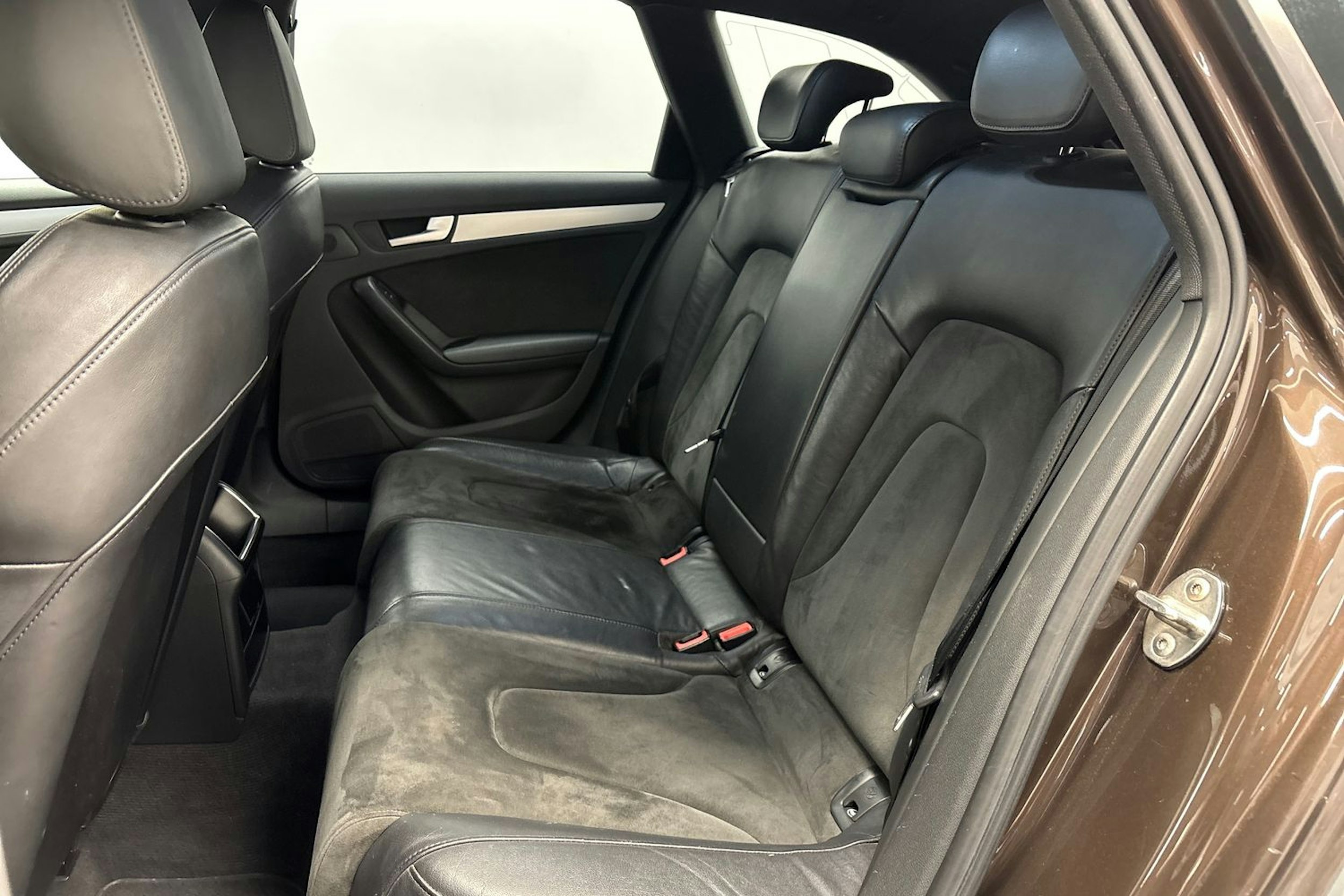 ruskea (beige) Audi A4 allroad quattro 2010 kuva 14.