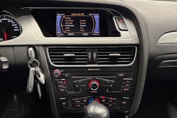 ruskea (beige) Audi A4 allroad quattro 2010 kuva 16.