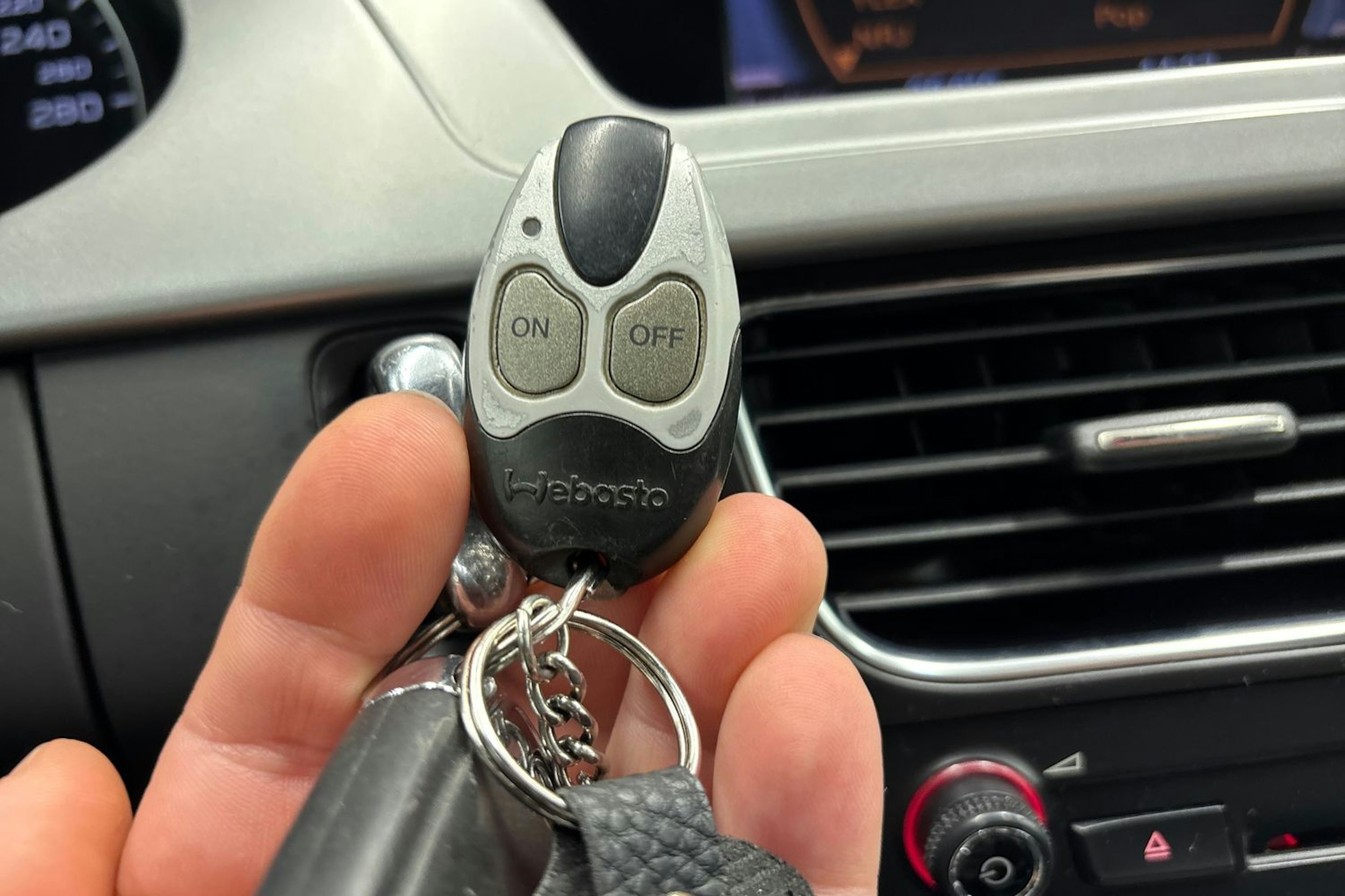 ruskea (beige) Audi A4 allroad quattro 2010 kuva 21.