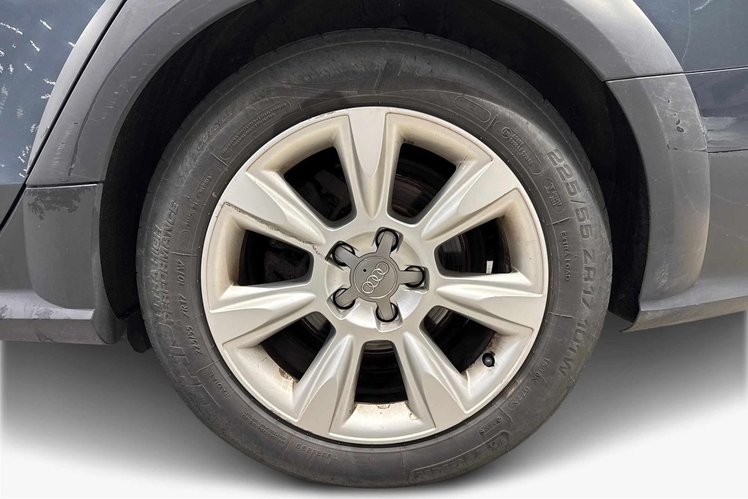 harmaa Audi A4 allroad quattro 2010 kuva 9.