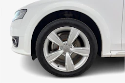 valkoinen Audi A4 allroad quattro 2011 kuva 9.