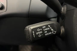 valkoinen Audi A4 allroad quattro 2011 kuva 16.