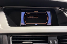 valkoinen Audi A4 allroad quattro 2011 kuva 19.