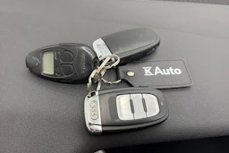 valkoinen Audi A4 allroad quattro 2011 kuva 23.