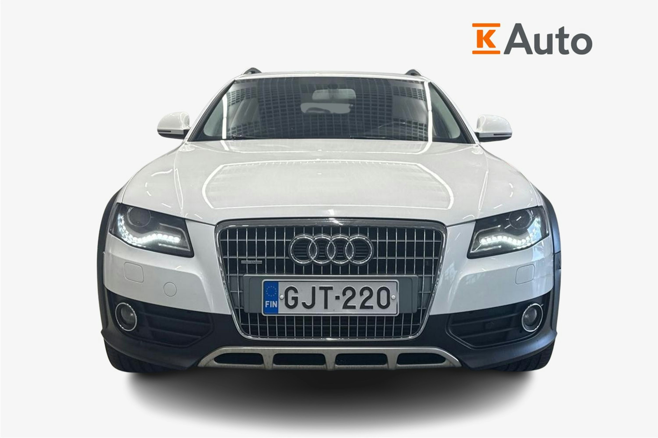 valkoinen Audi A4 allroad quattro 2011 kuva 5.
