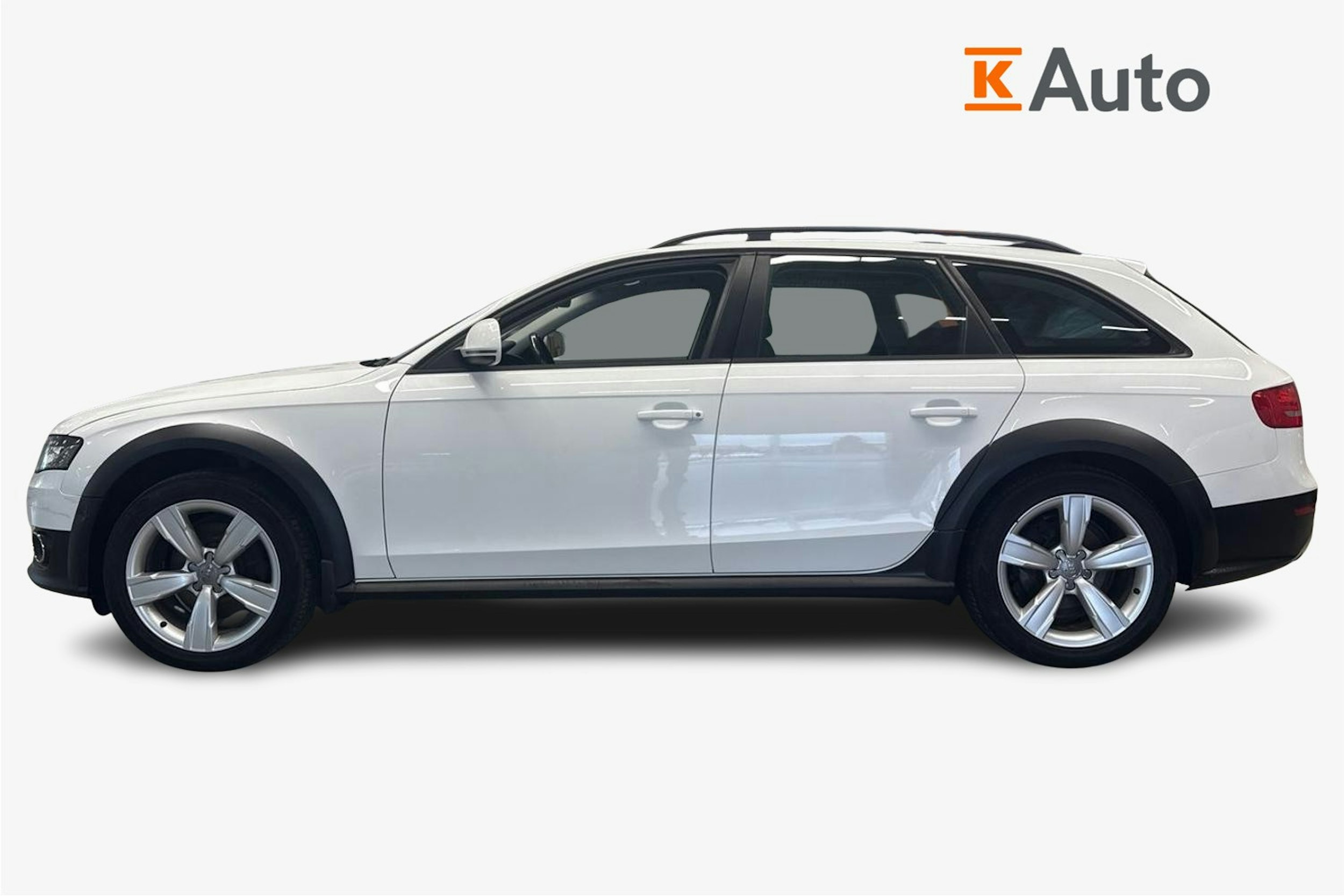 valkoinen Audi A4 allroad quattro 2011 kuva 6.