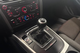 valkoinen Audi A4 allroad quattro 2011 kuva 19.