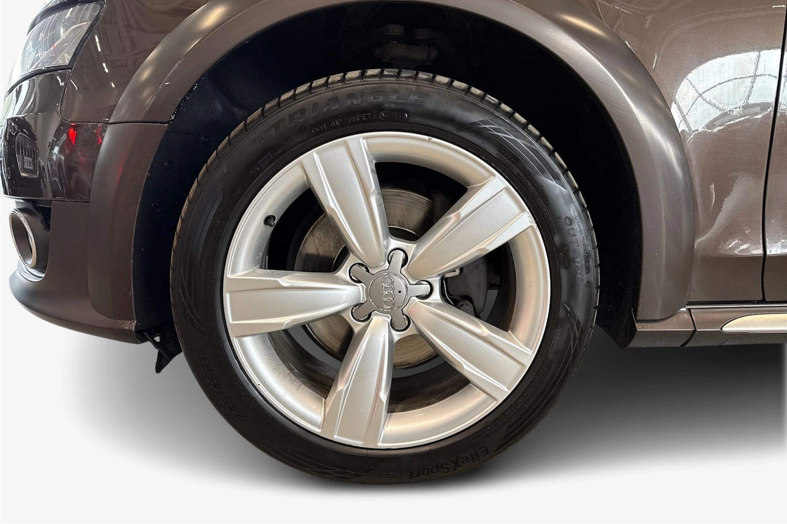 ruskea (beige) Audi A4 allroad quattro 2011 kuva 12.