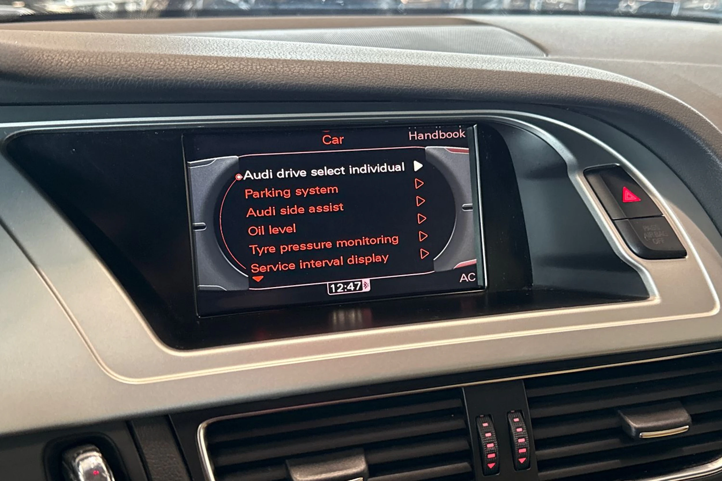 ruskea (beige) Audi A4 allroad quattro 2011 kuva 24.