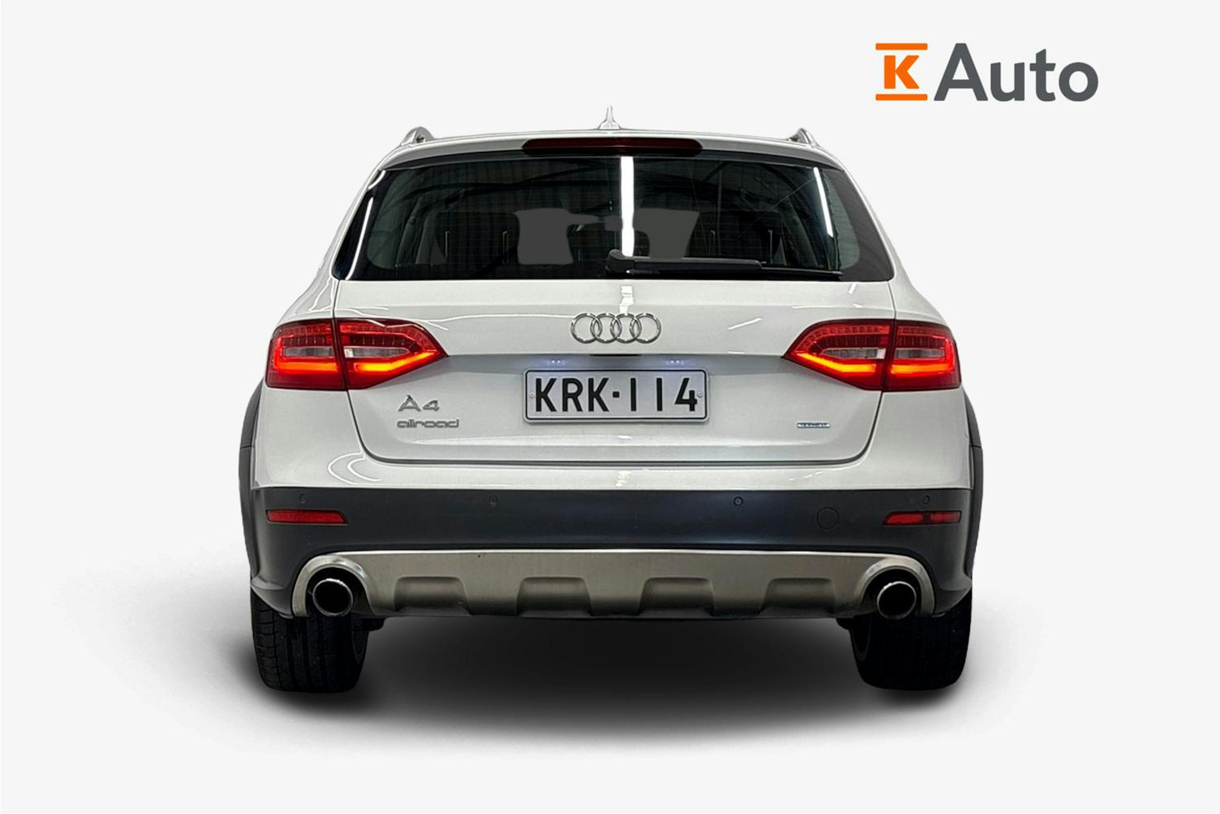 valkoinen Audi A4 allroad quattro 2013 kuva 3.