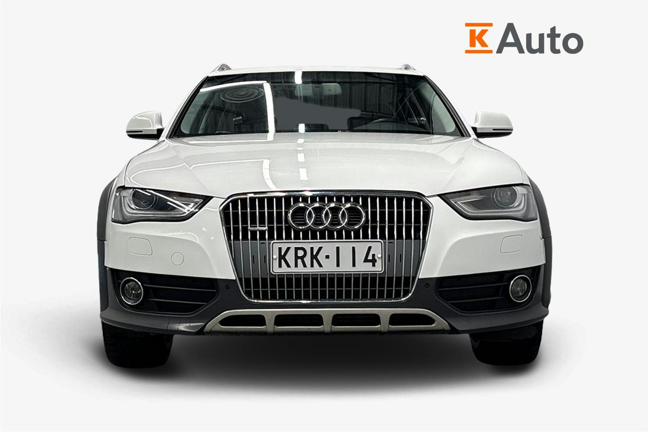 valkoinen Audi A4 allroad quattro 2013 kuva 4.