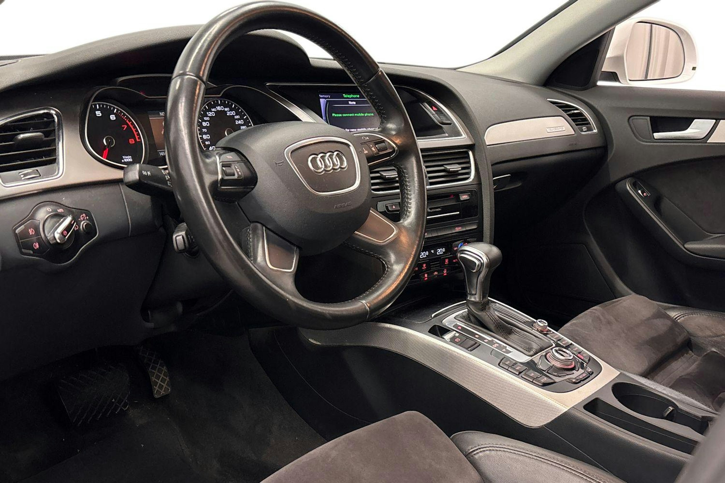 valkoinen Audi A4 allroad quattro 2013 kuva 6.